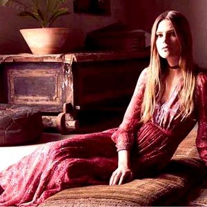 100%Silk Joie Maxi Dress Sz SML 27”actual waste could be MEDIUM Perfect Like New